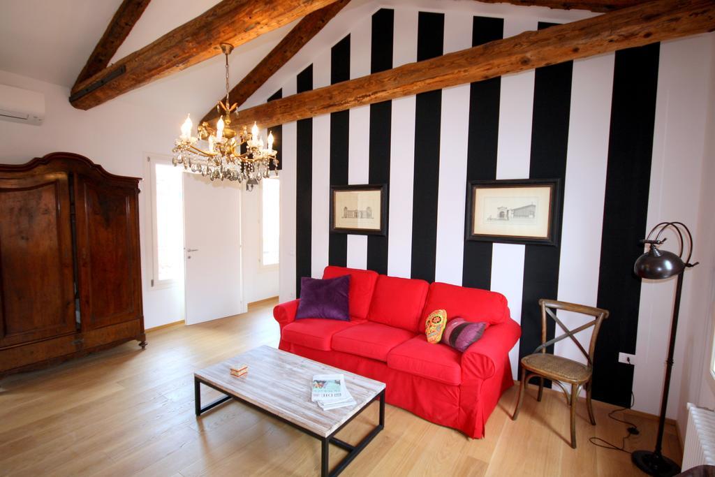 Terrazza Rialto Apartment Venice Room photo